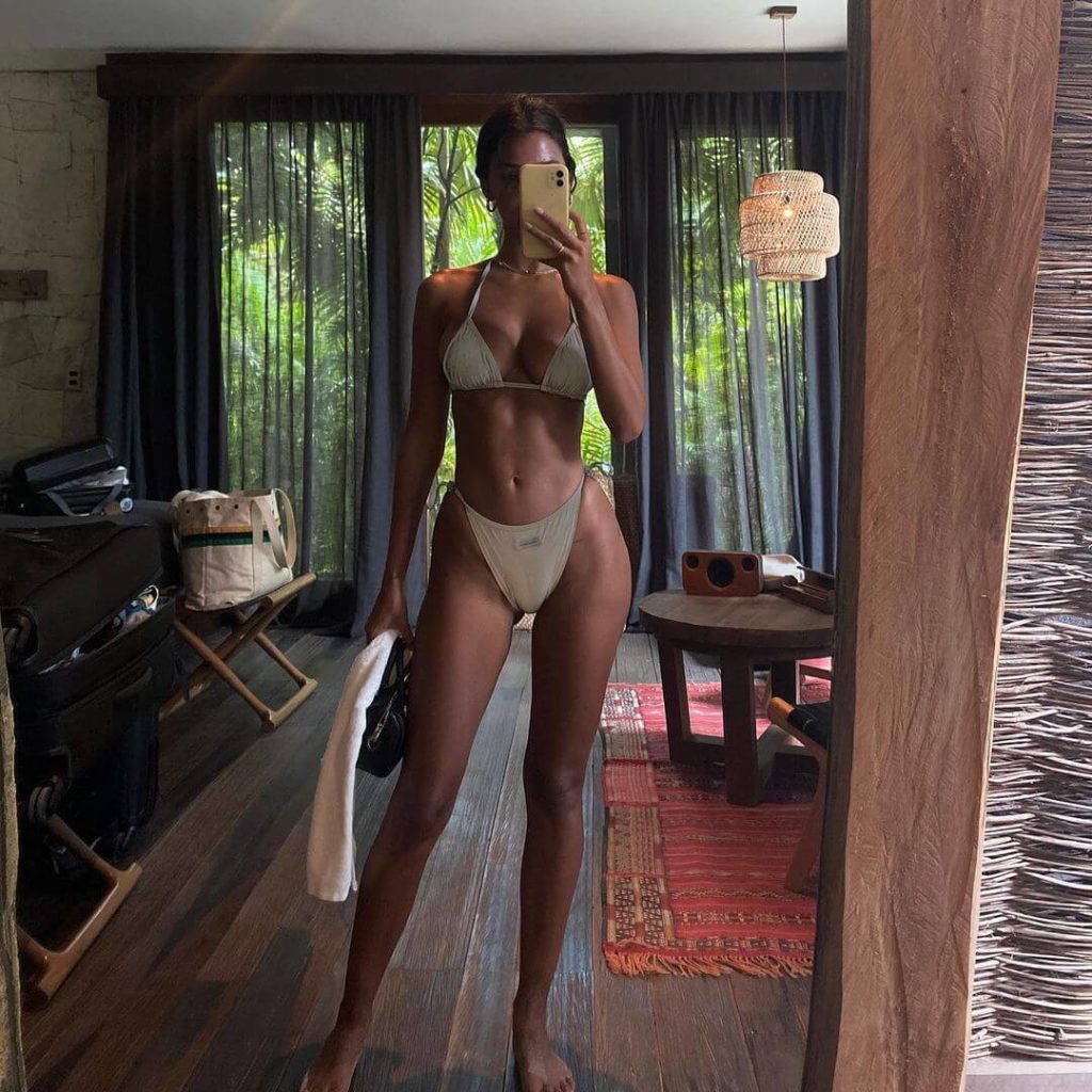 Ashley Sky posing in a bikini for a selfie
